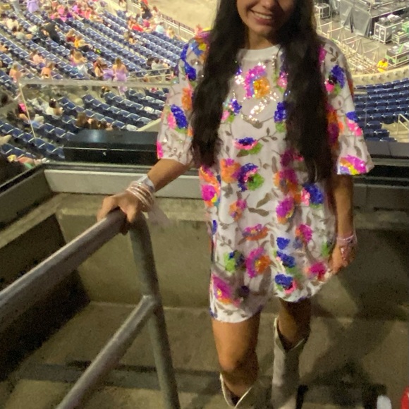 T shirt Dress - Picture 2 of 2